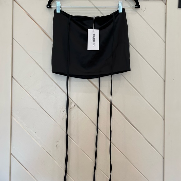NWT Heiress Beverly Hills black tie up mini skirt - Picture 3 of 6